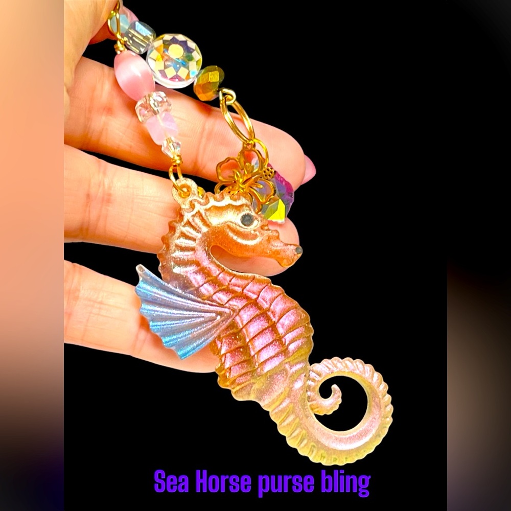🌹❤️Sea Horse theme keychain/zipper pull-purse bling-glitter/resin